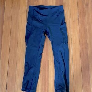 Cropped Lululemon leggings